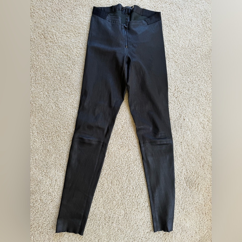 Alice & Olivia leather pants size 4